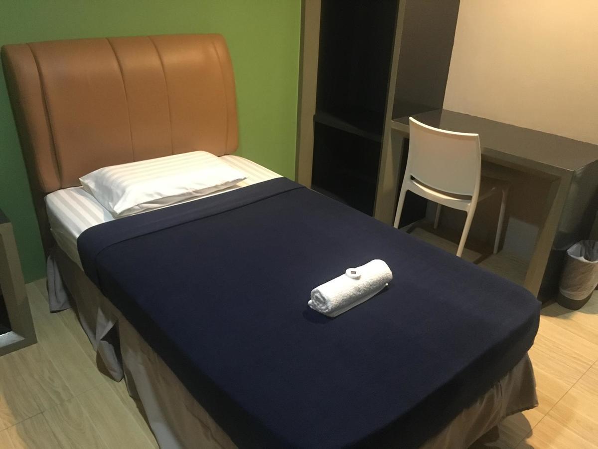 Urban Living Zen Hotel Davao Ngoại thất bức ảnh