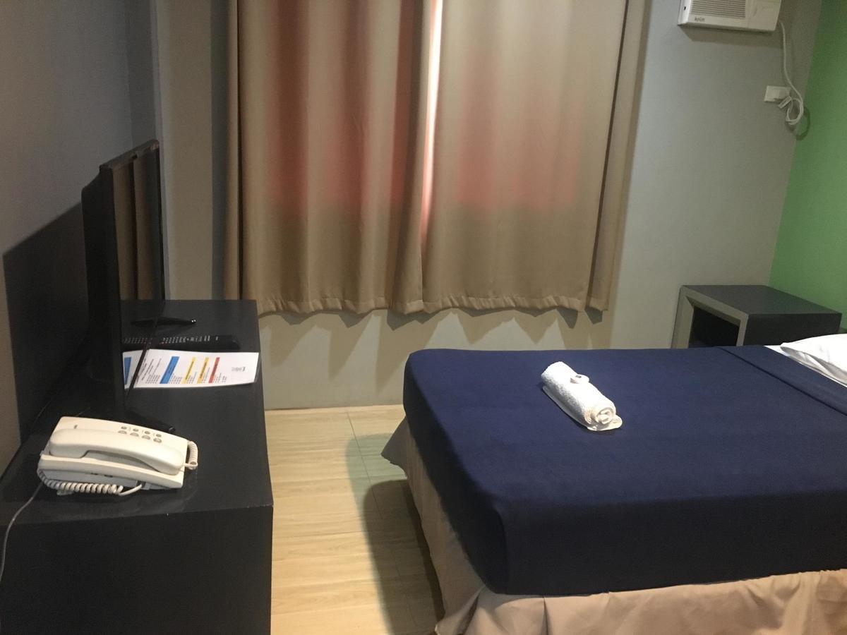 Urban Living Zen Hotel Davao Ngoại thất bức ảnh