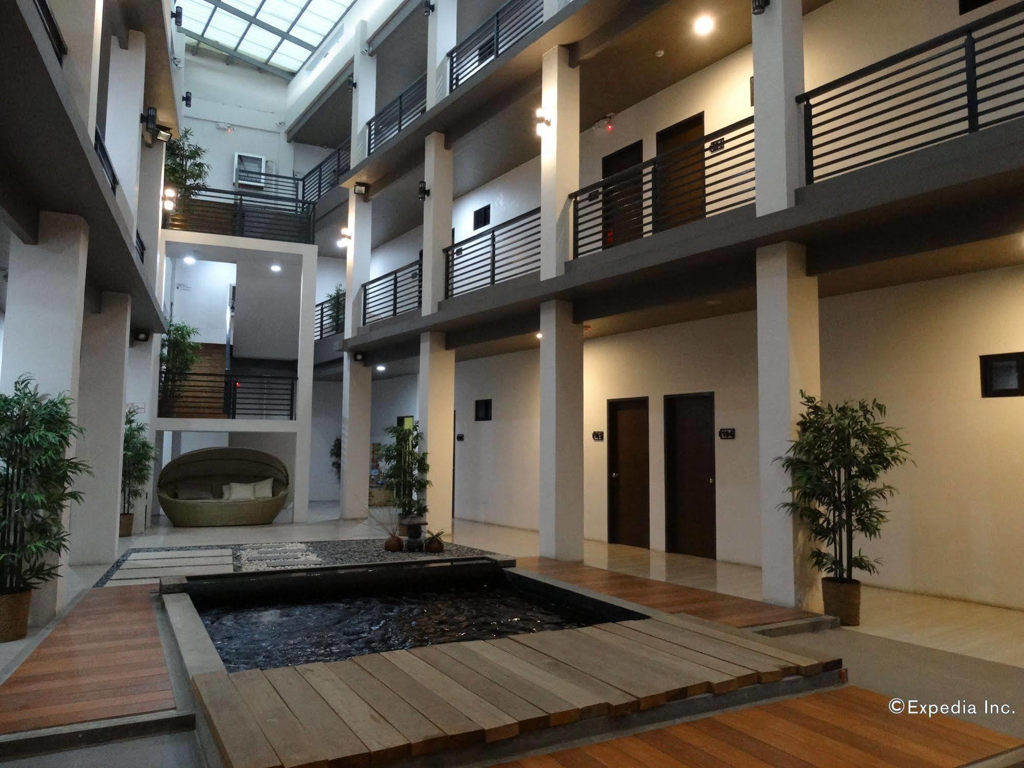 Urban Living Zen Hotel Davao Ngoại thất bức ảnh