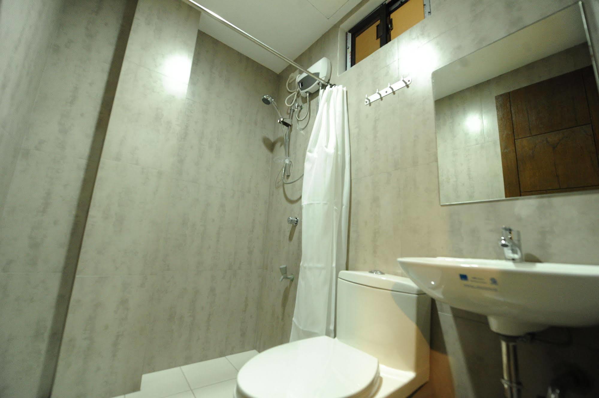 Urban Living Zen Hotel Davao Ngoại thất bức ảnh